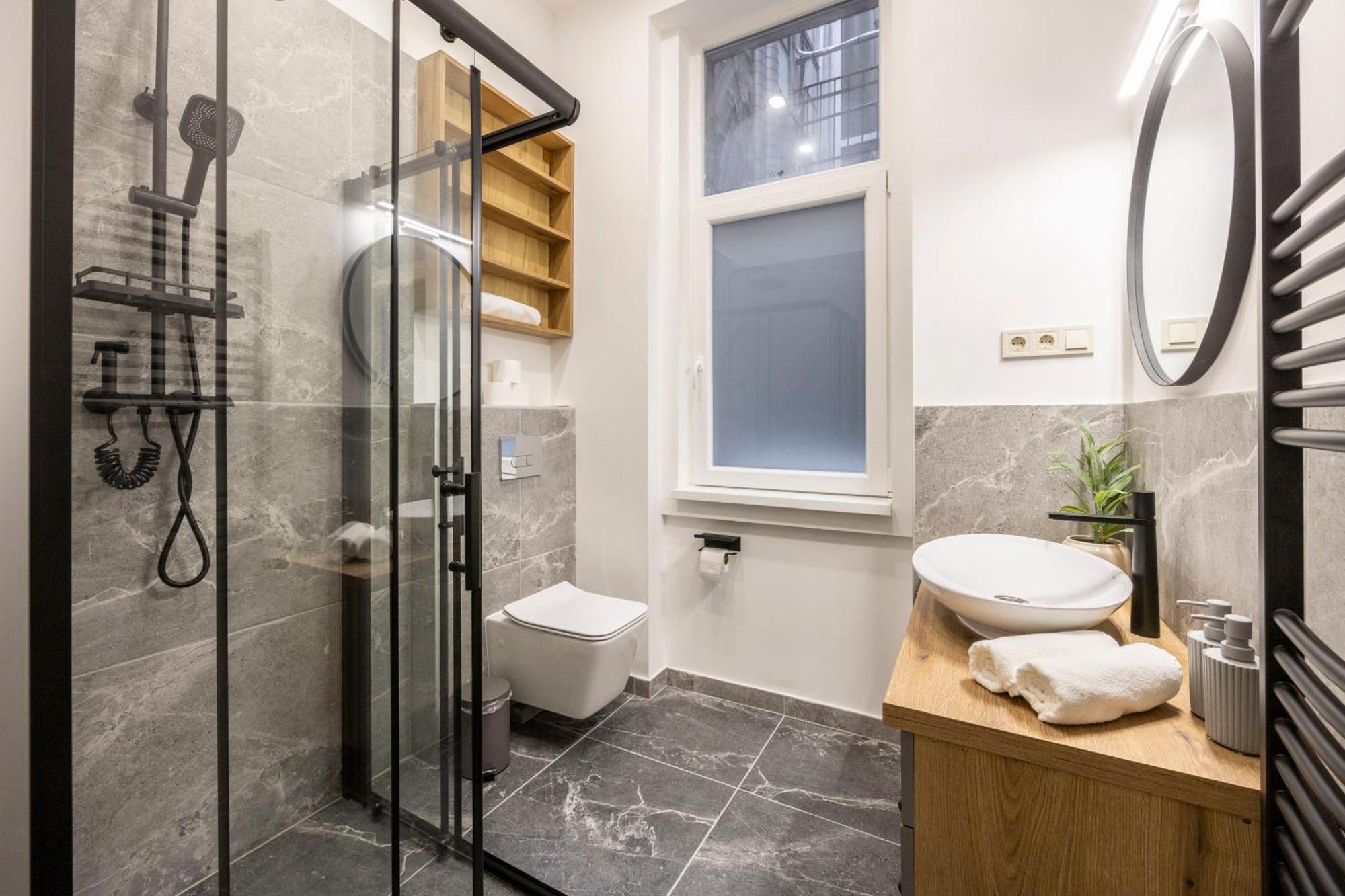 Exclusive Stylish Suite By Prestige Homes Next To The Oktogon Budapesta Exterior foto